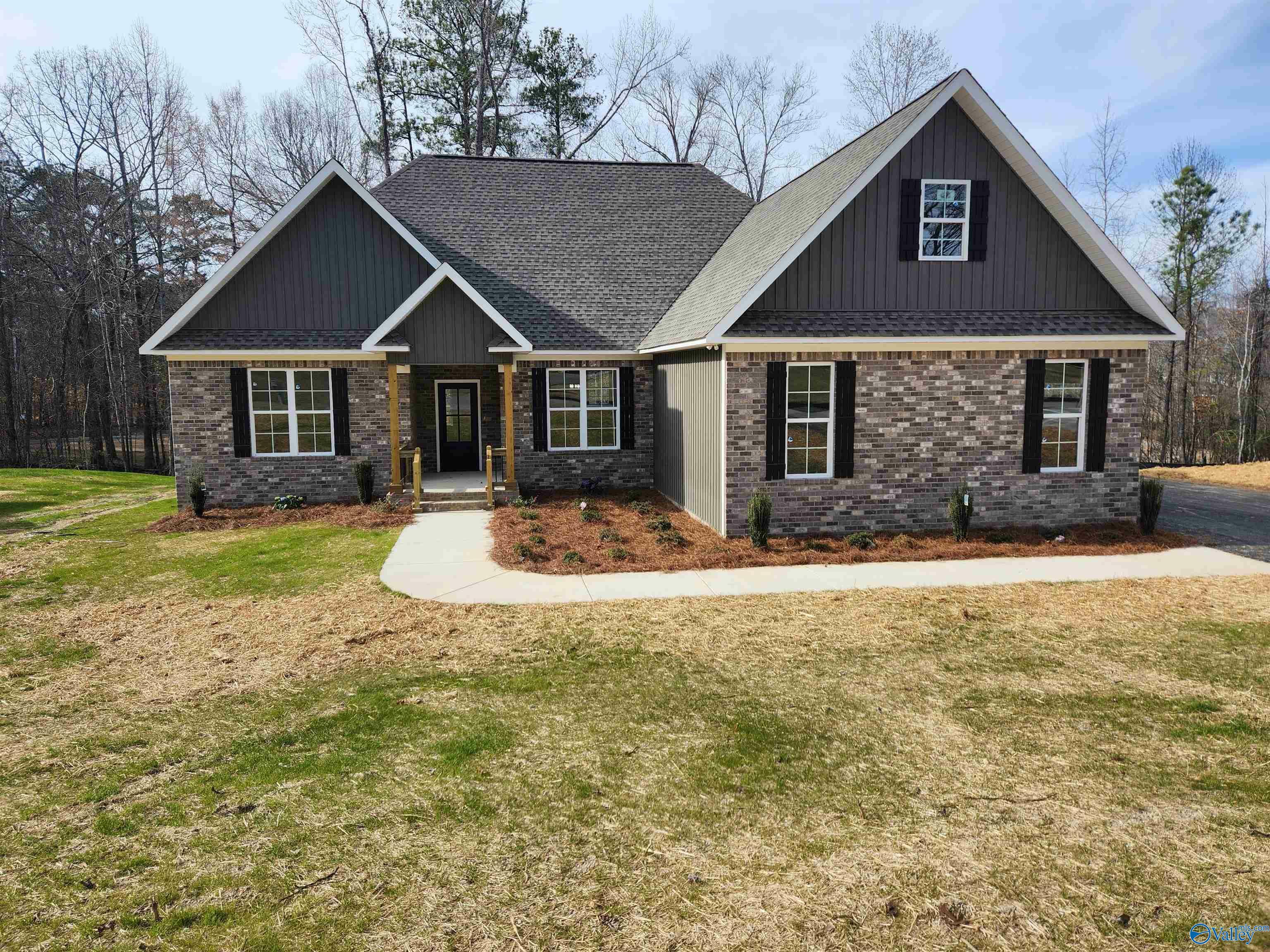 Property Photo: 2428 Timber Lake Drive AL 35907