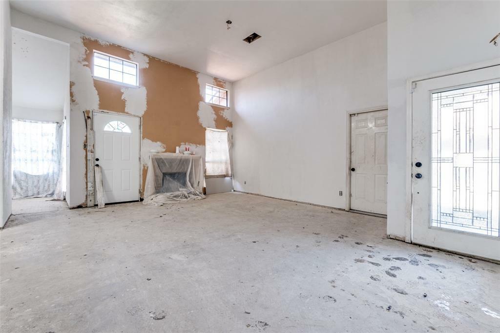 Property Photo:  9005 La Prada Drive  TX 75228 