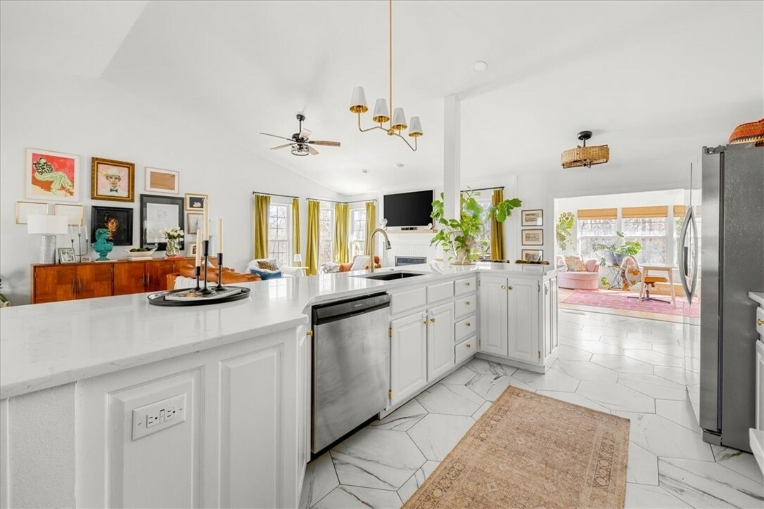 18 Thirsk Lane  Bella Vista AR 72714 photo