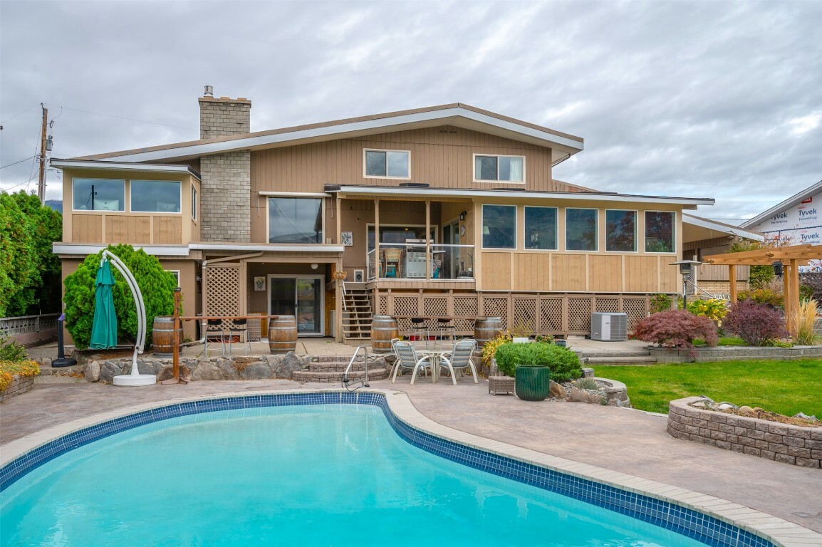6521 Bellevue Drive  Oliver BC V0H 1T4 photo