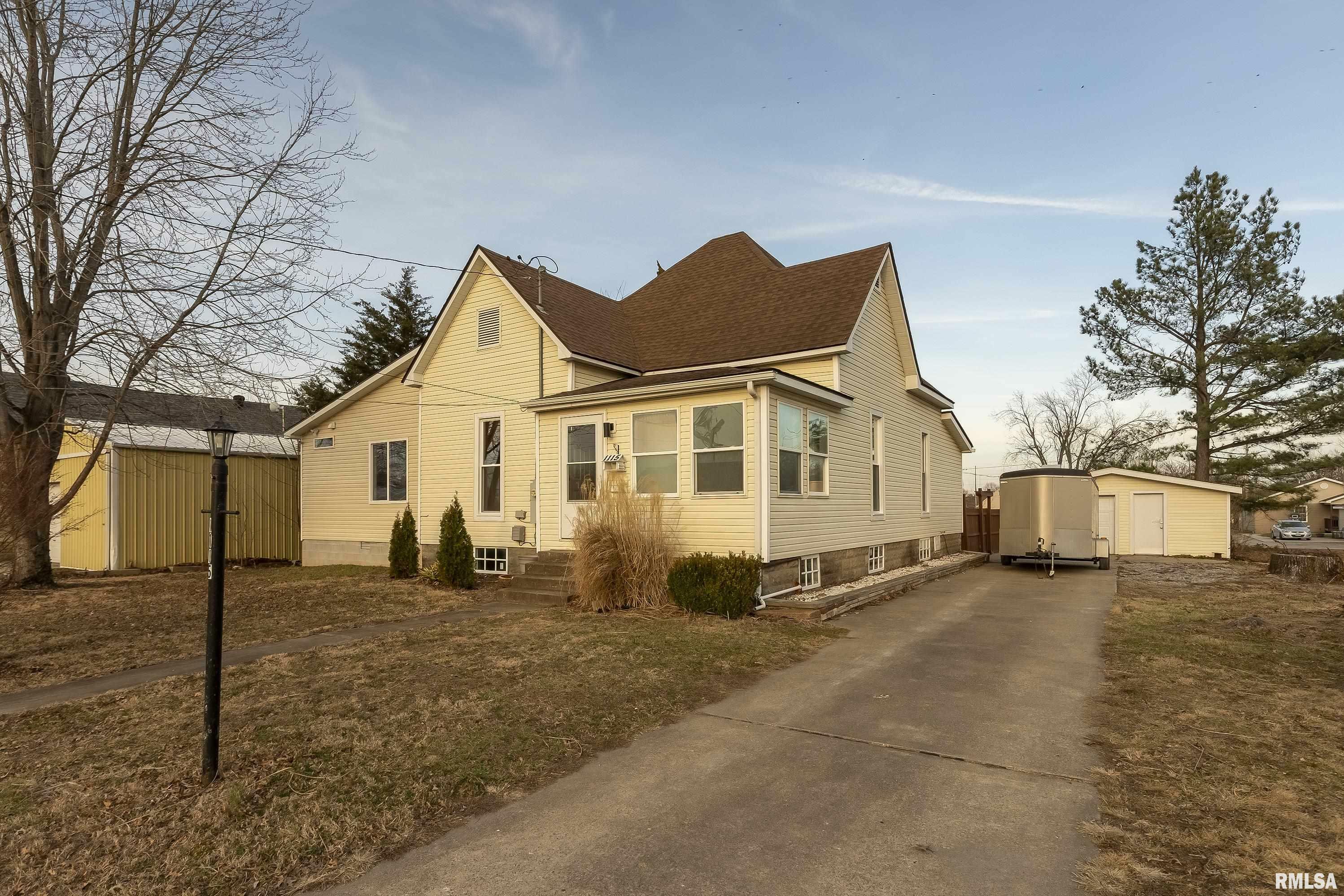 Property Photo:  1115 Monroe Street  IL 62959 