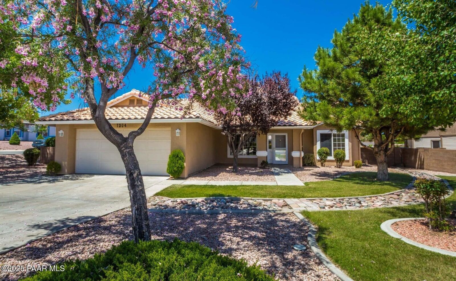 Property Photo: 7204 E Horizon Way AZ 86315