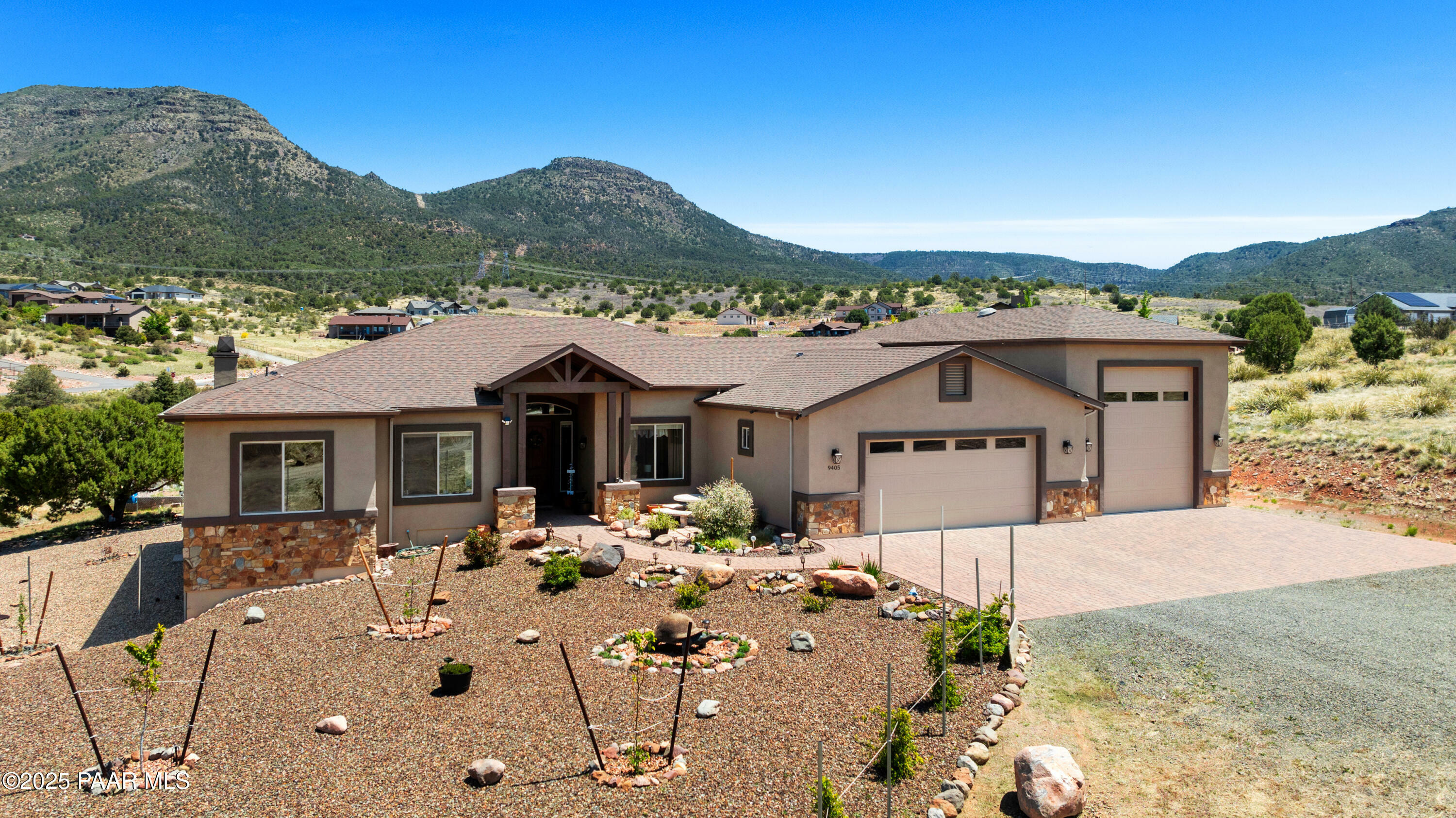 Property Photo:  9405 N Dakota Road  AZ 86315 