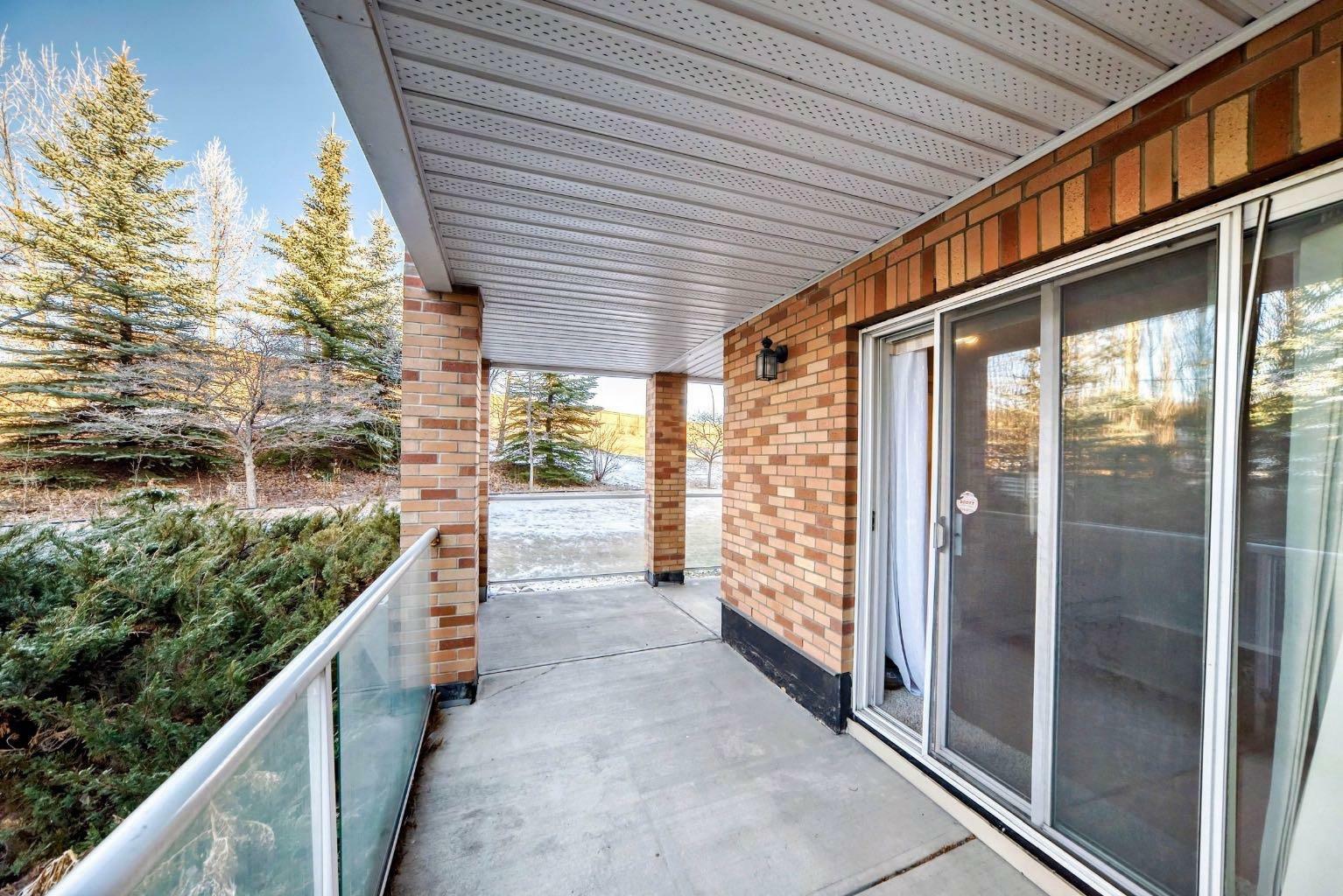 Property Photo: 165 Manora Place NE 143 AB T2A 7X5