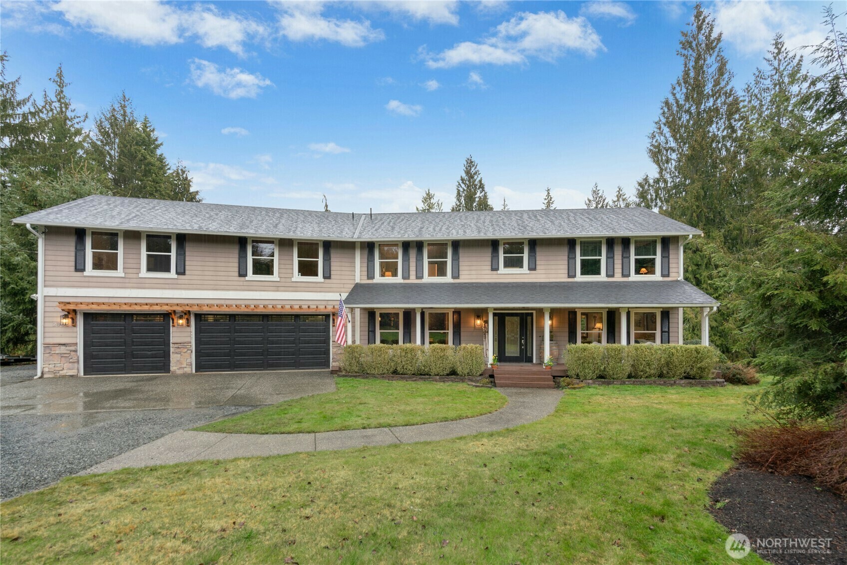 Property Photo:  2805  Newberg Road  WA 98290 