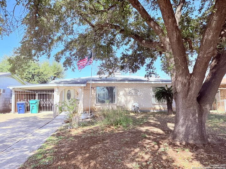 Property Photo:  1911 Beechaven  TX 78207 