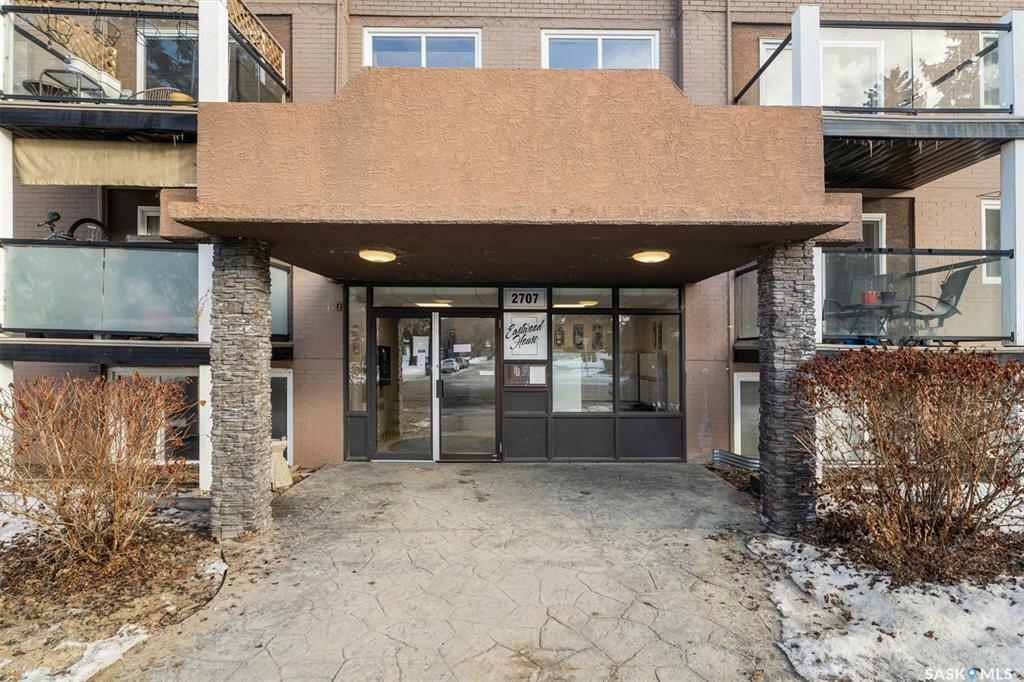 Property Photo: 2707 7th Street E 27 SK S7H 1A7