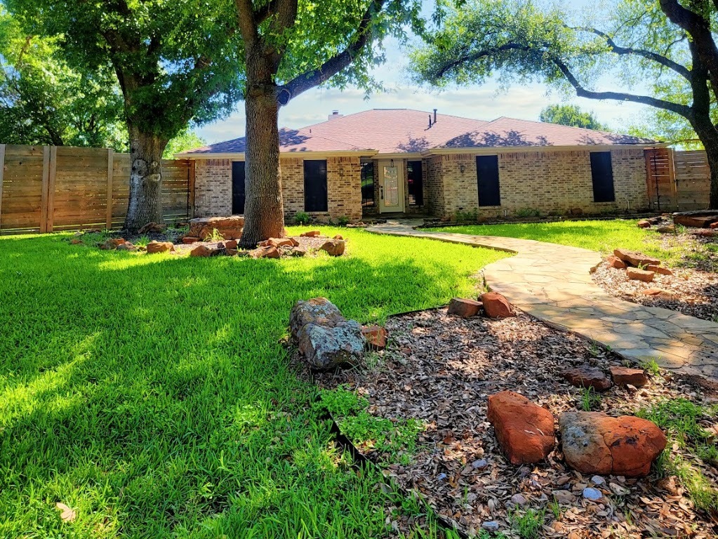 Property Photo:  2605 Hilltop Street  TX 78681 