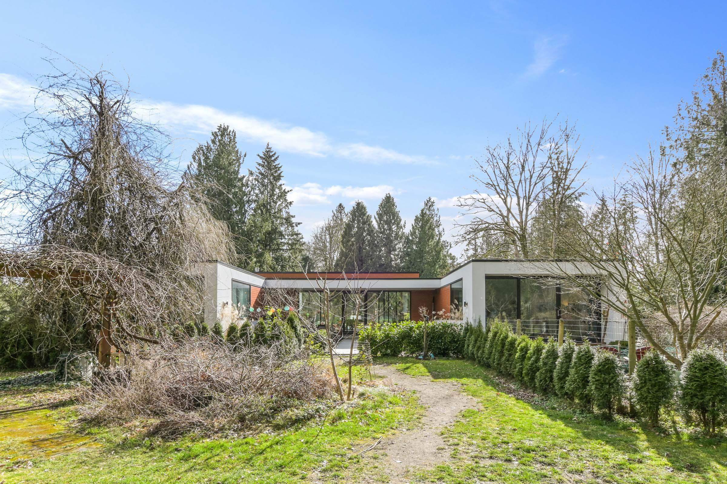 Property Photo: 21787 6 Avenue BC V2Z 1R6
