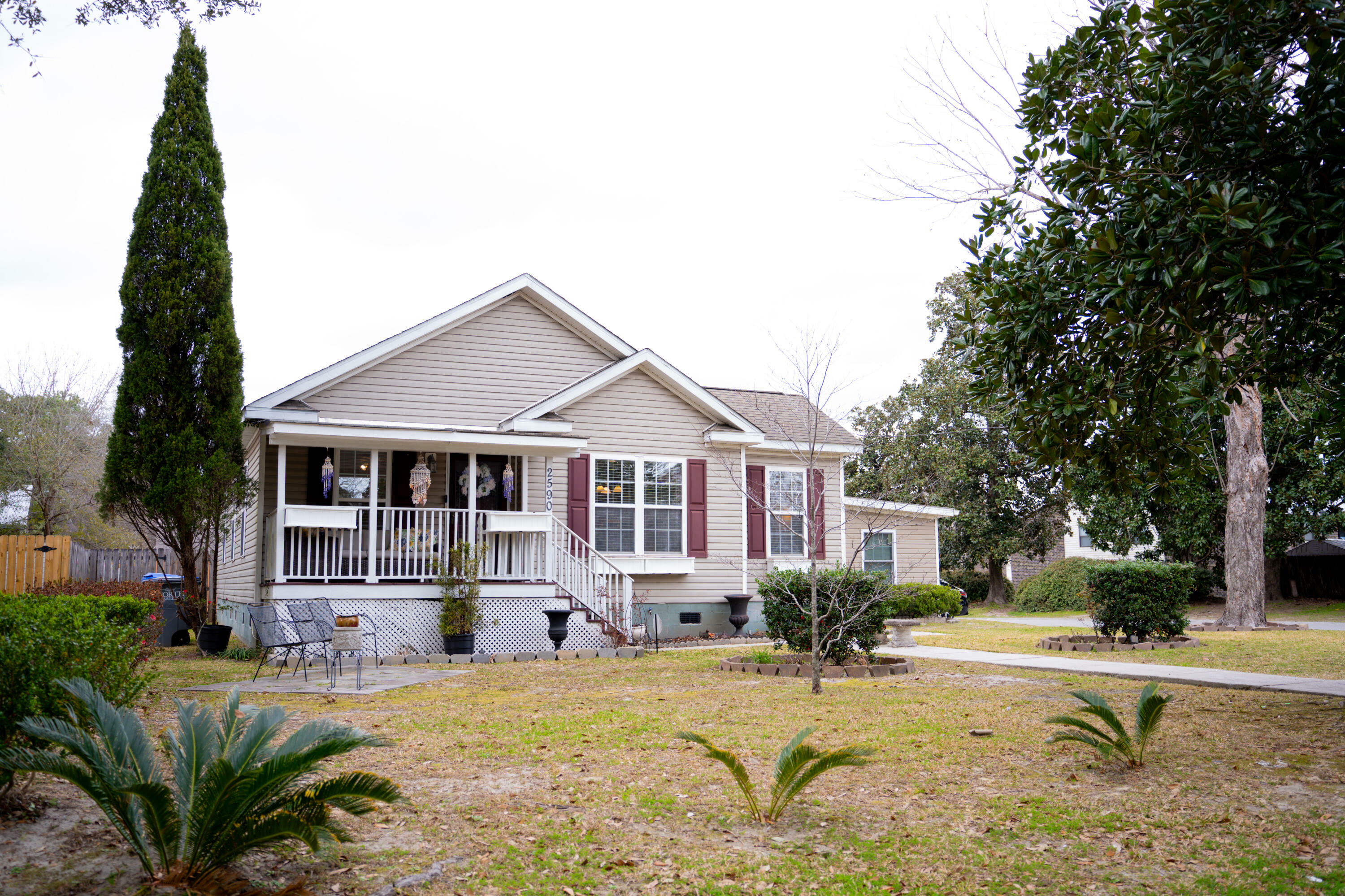 Property Photo:  2590 Otranto Road  SC 29406 