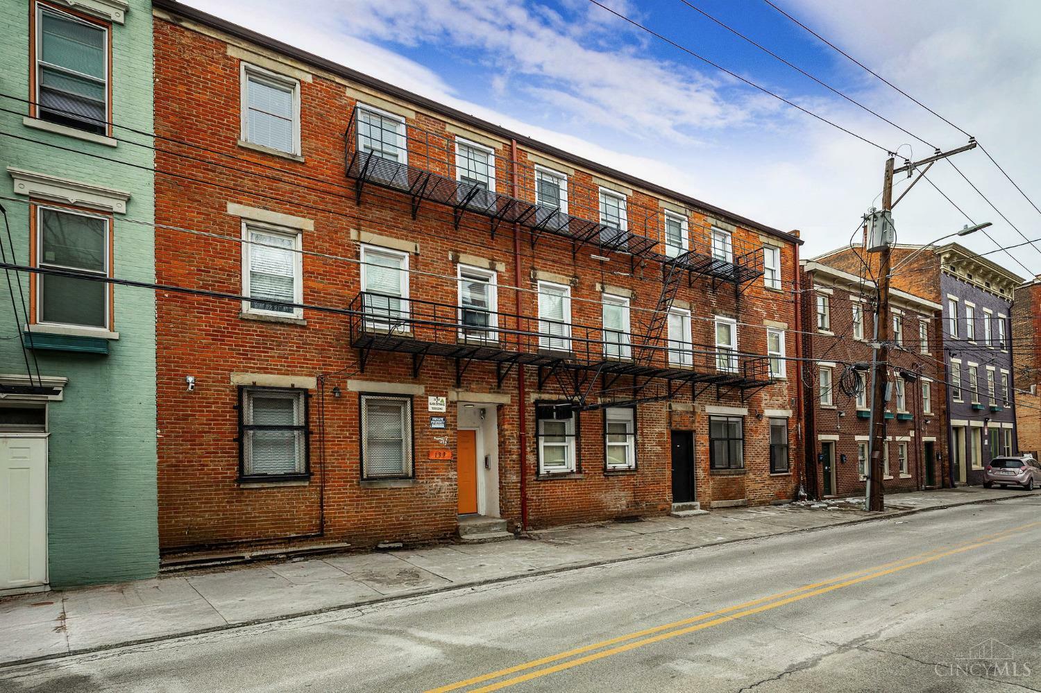 Property Photo: 139 E Clifton Avenue OH 45202