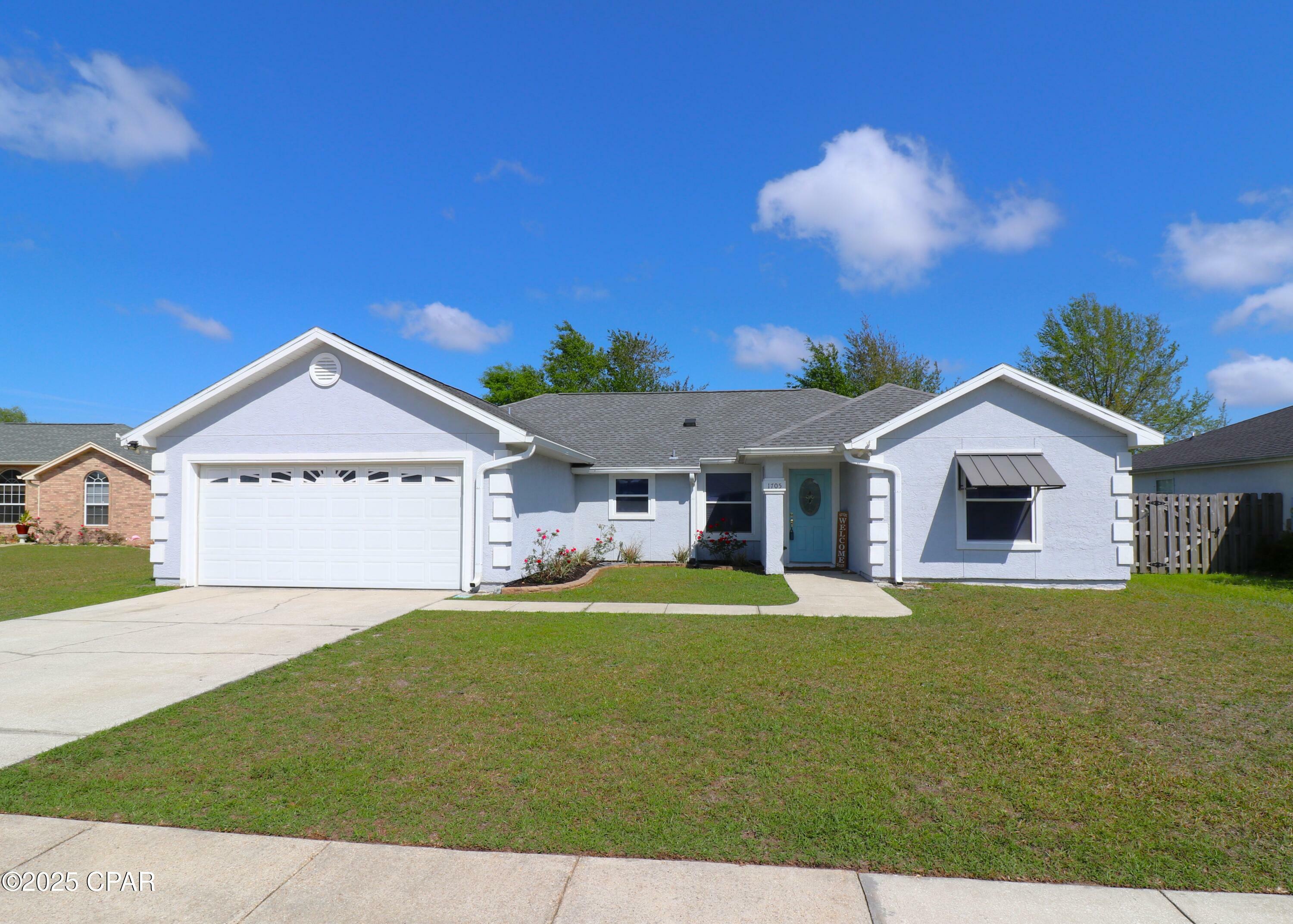 Property Photo: 1705 Rhett Place FL 32444