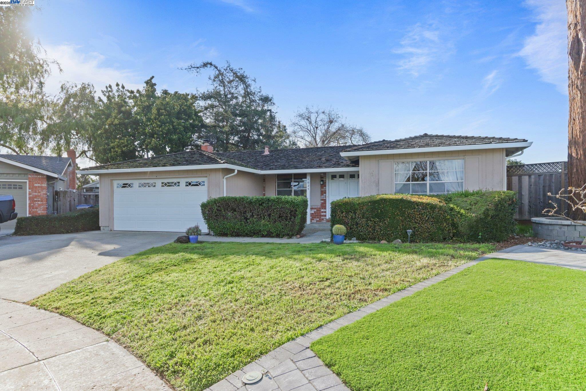 Property Photo:  1025 Laureldale Ln  CA 95136 