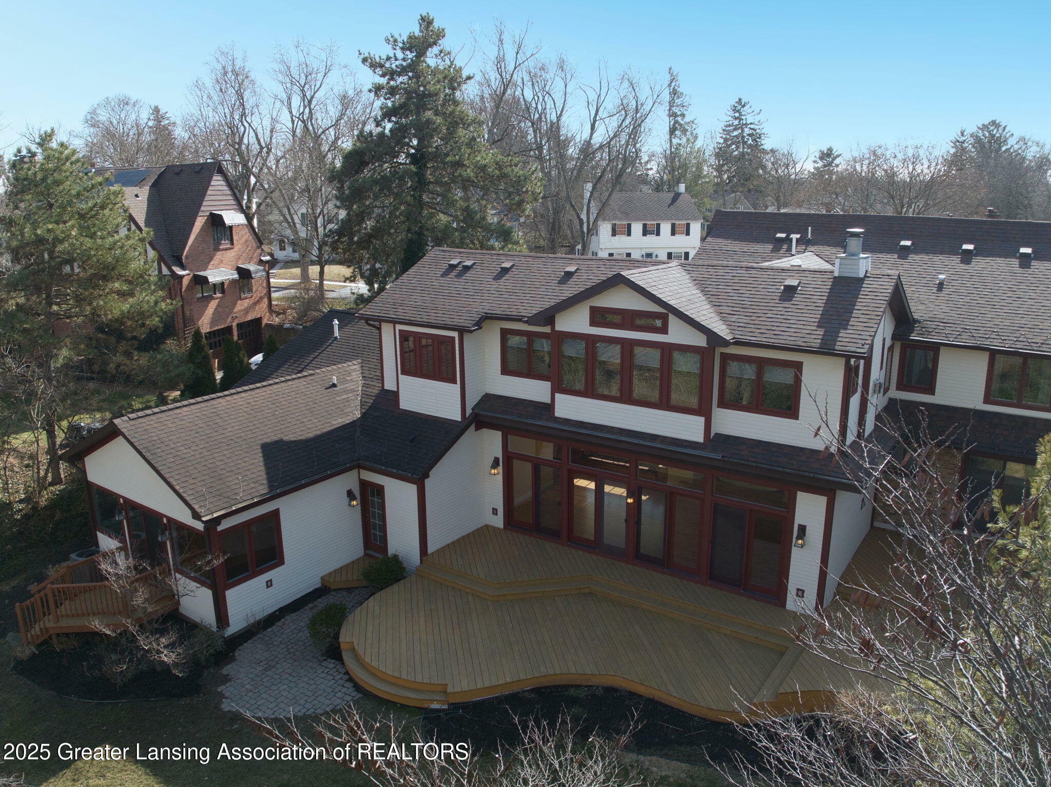 Property Photo: 1046 Cresenwood Road MI 48823