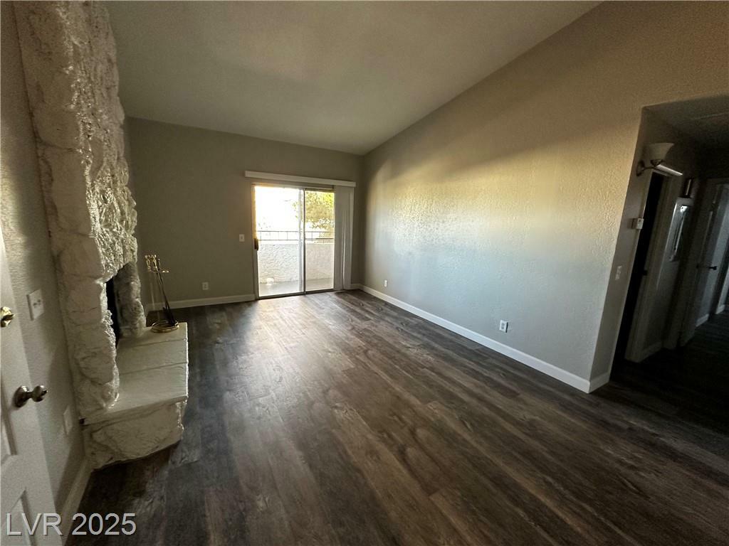 Property Photo: 1639 Justin Circle 1639 NV 89011