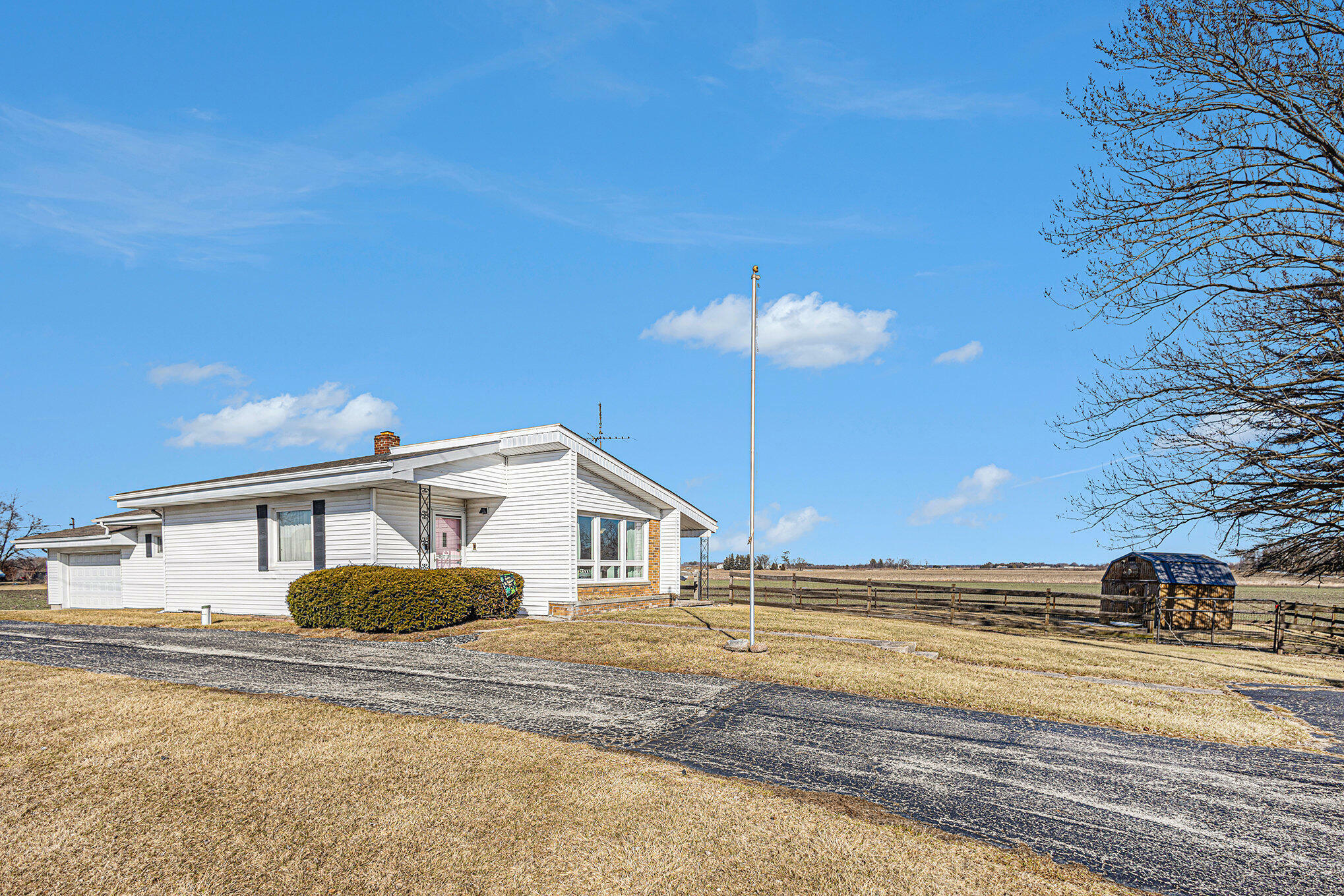 Property Photo:  721 S State Rd 2  IN 46341 