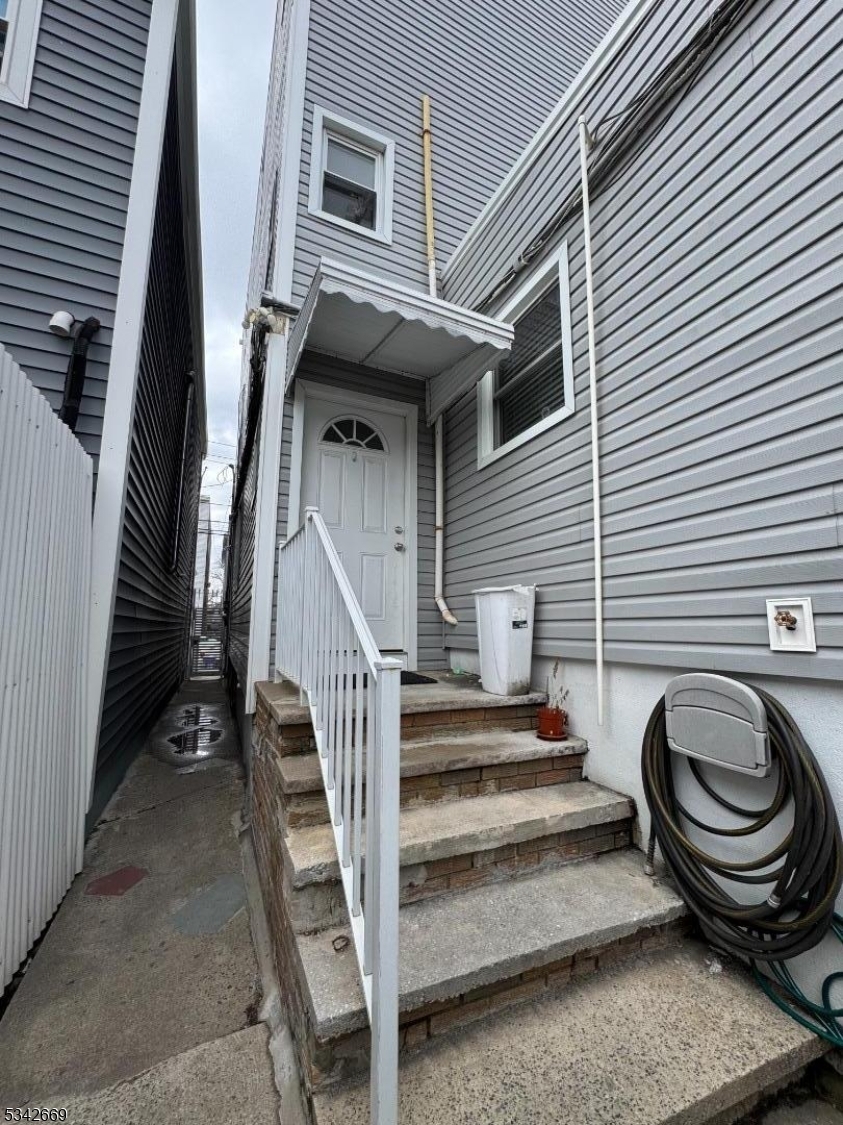 Property Photo:  18 Foundry St  NJ 07105 