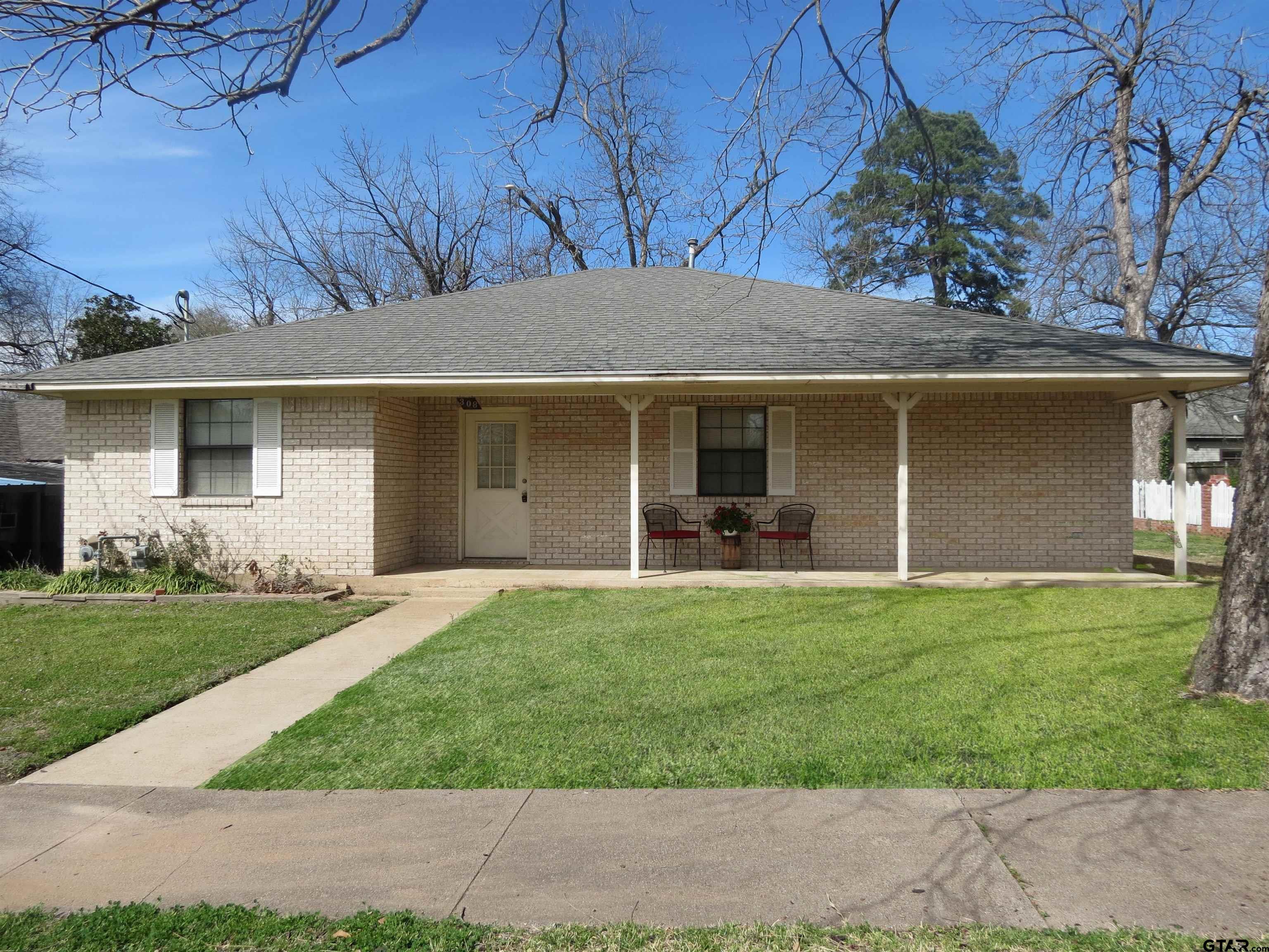 Property Photo: 308 W Blair TX 75773