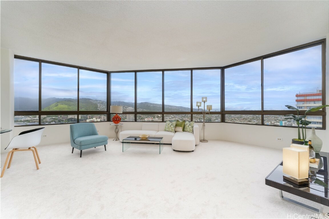 2499 Kapiolani Boulevard 3801  Honolulu HI 96826 photo