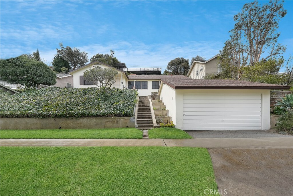 Property Photo:  3285 Granville Avenue  CA 90066 