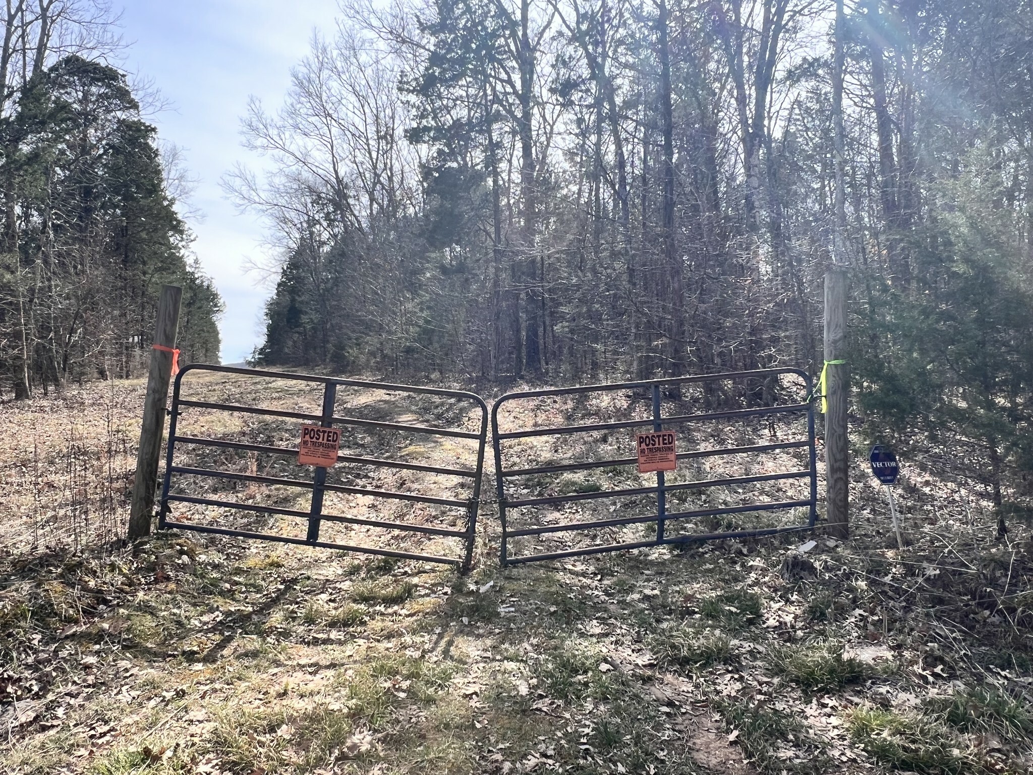 Property Photo: 1 Browns Mill Rd TN 37085
