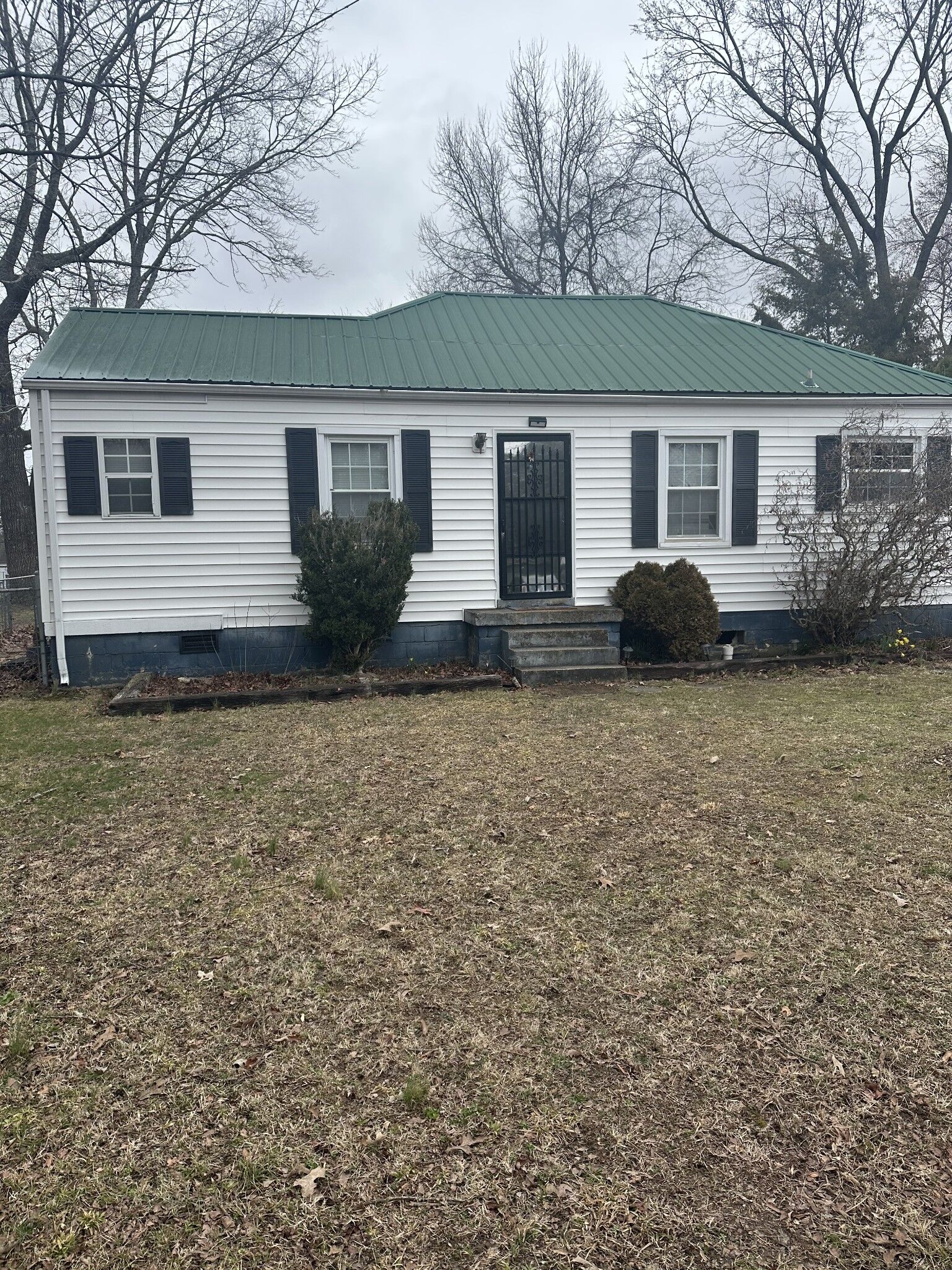 Property Photo:  26 Central Ave  TN 37388 