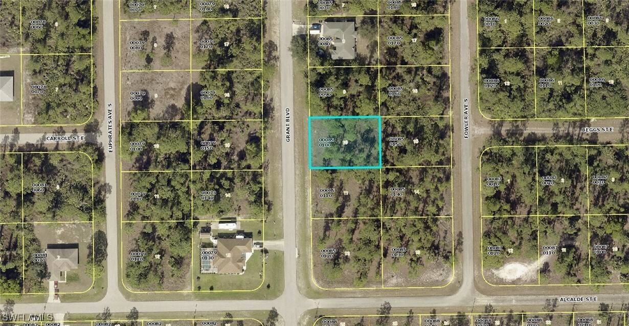 Property Photo:  1108 Grant Boulevard  FL 33974 