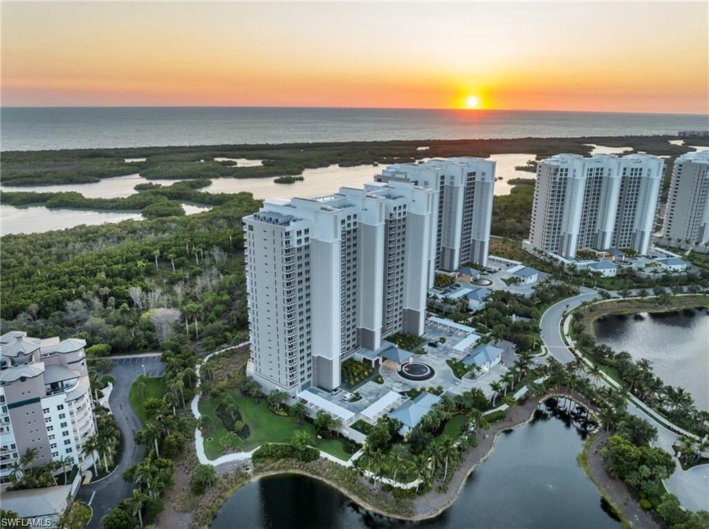 Property Photo: 13915 Old Coast Rd 402 FL 34110