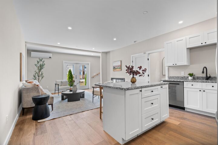 Property Photo: 4 Tanager Circle NH 03301