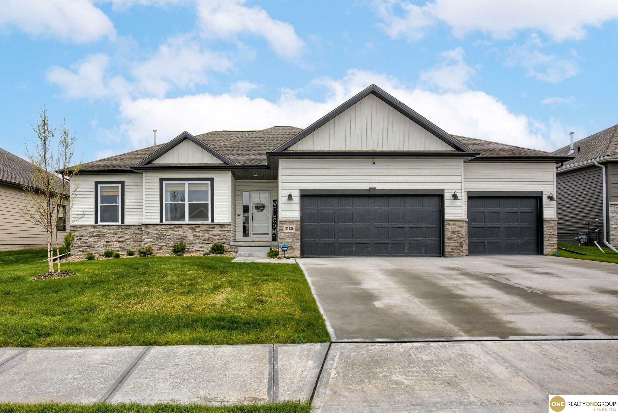 Property Photo: 21136 Sunburst Avenue NE 68022