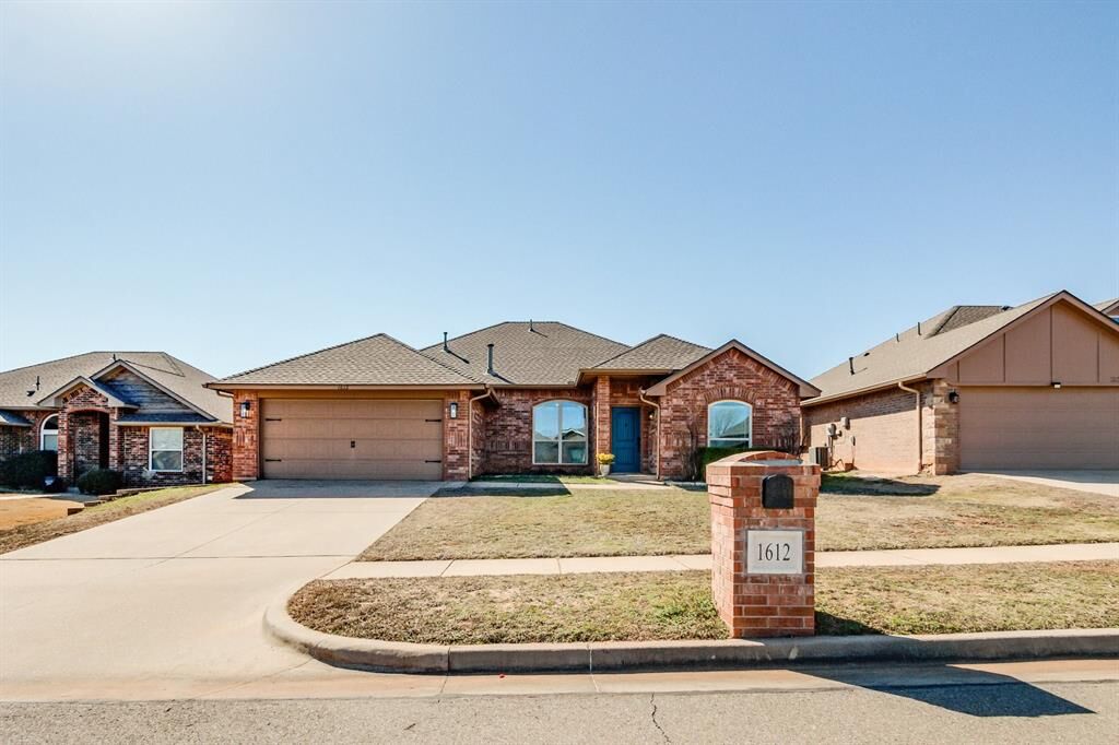 Property Photo: 1612 Chambers Street OK 73071