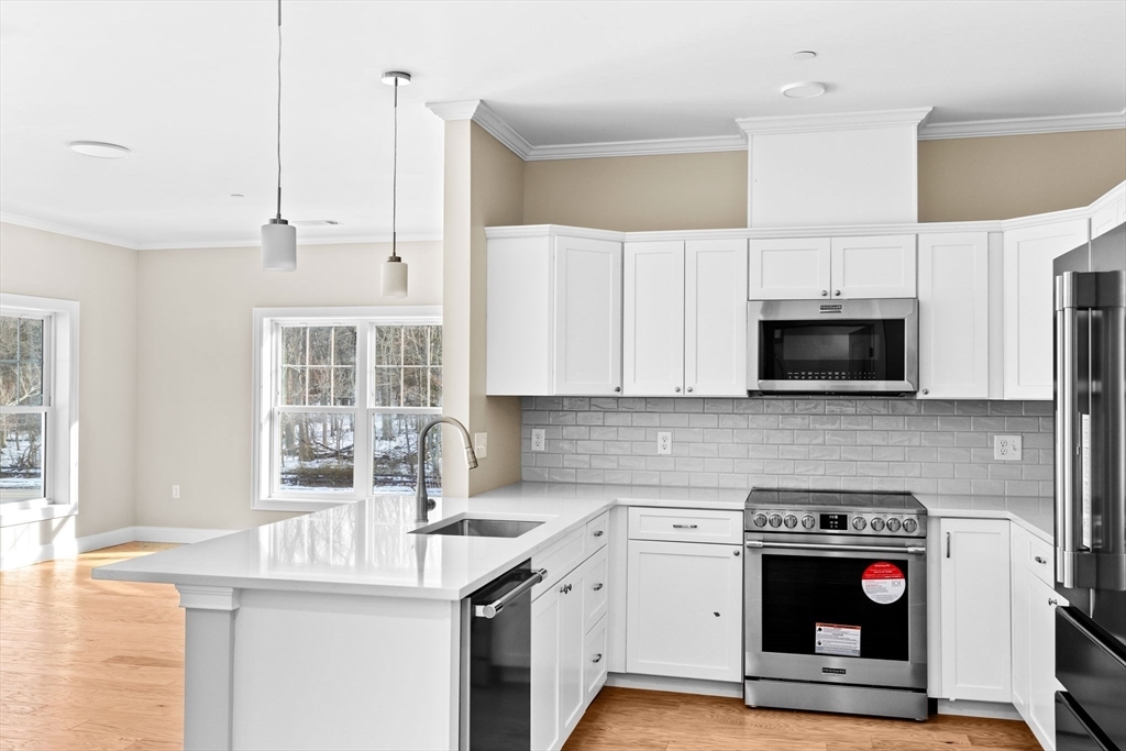 Property Photo: 485 Blue Hills Parkway 27 MA 02186