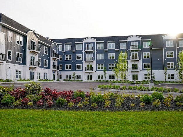 Property Photo: 485 Blue Hills Parkway 28 MA 02186
