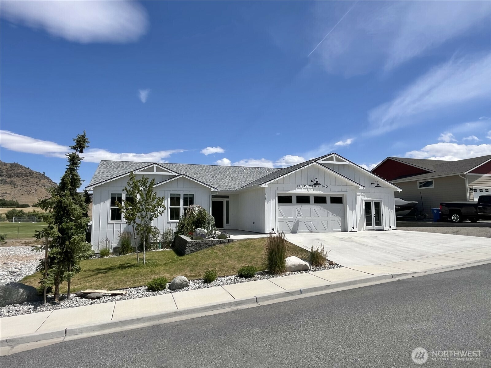 Property Photo: 422 Sunny Brooke Lane WA 98816