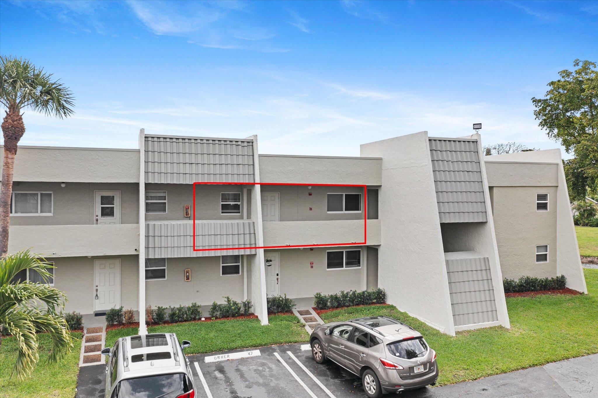 Property Photo:  2700 Fiore Way 2140  FL 33445 