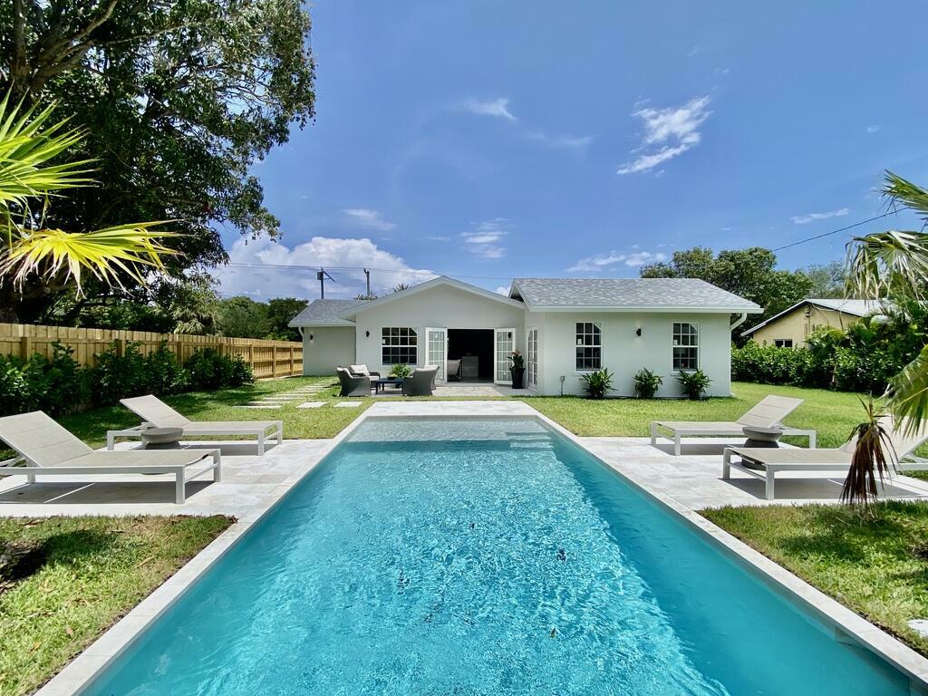 108 NW 4th Avenue  Delray Beach FL 33444 photo