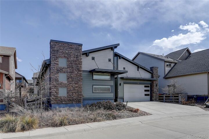 Property Photo:  9750 Taylor River Circle  CO 80125 