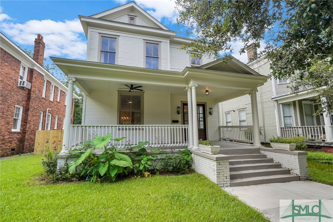 815 E Henry Street  Savannah GA 31401 photo