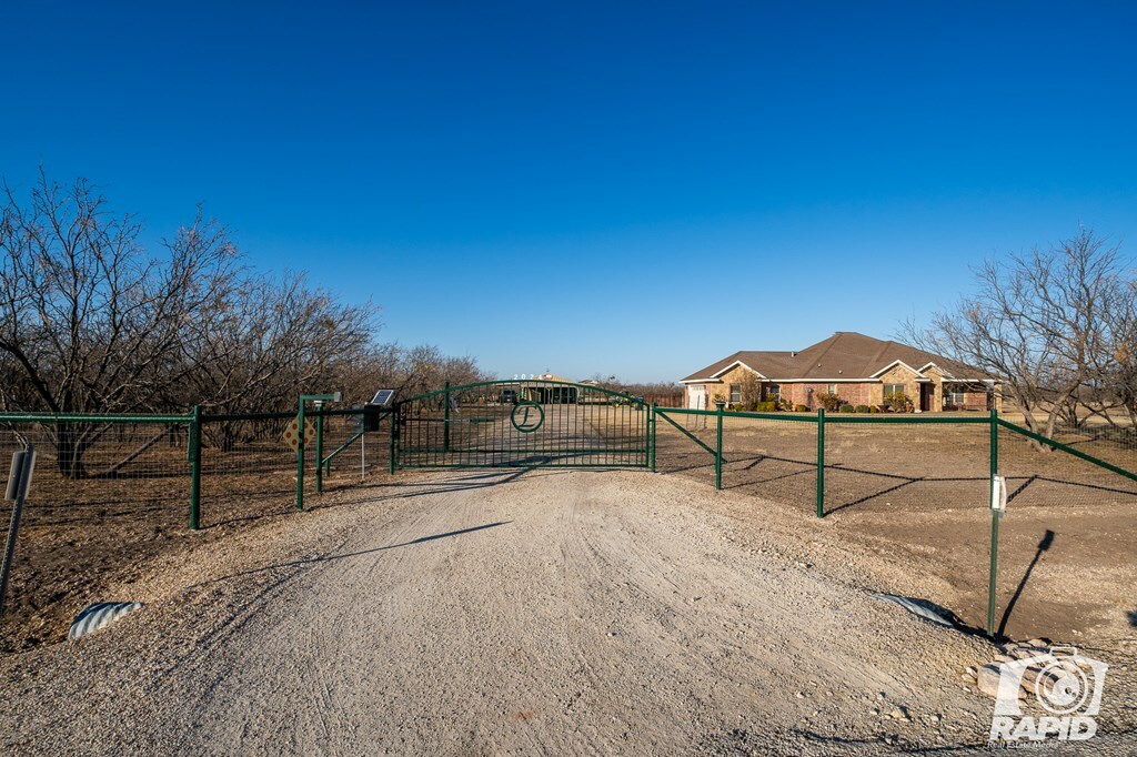 Property Photo: 2024 Coyote Bend TX 76904