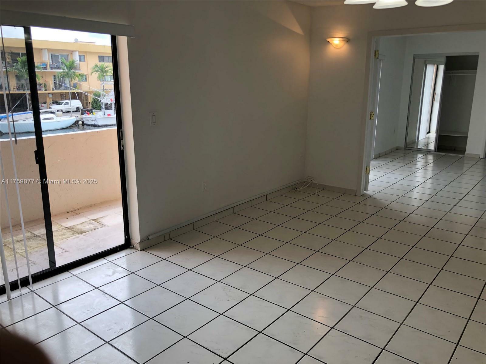 Property Photo:  3582 NE 171st Street 202  FL 33160 