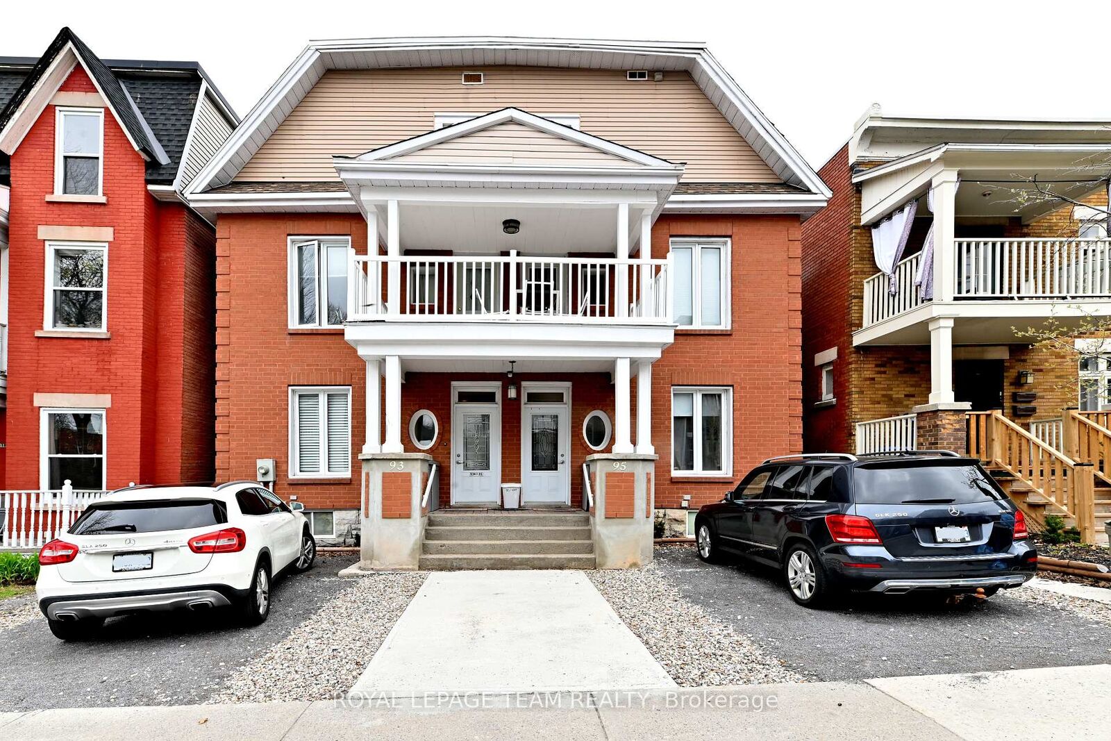 Property Photo:  93-95 Lower Charlotte Street  ON K1N 8J9 