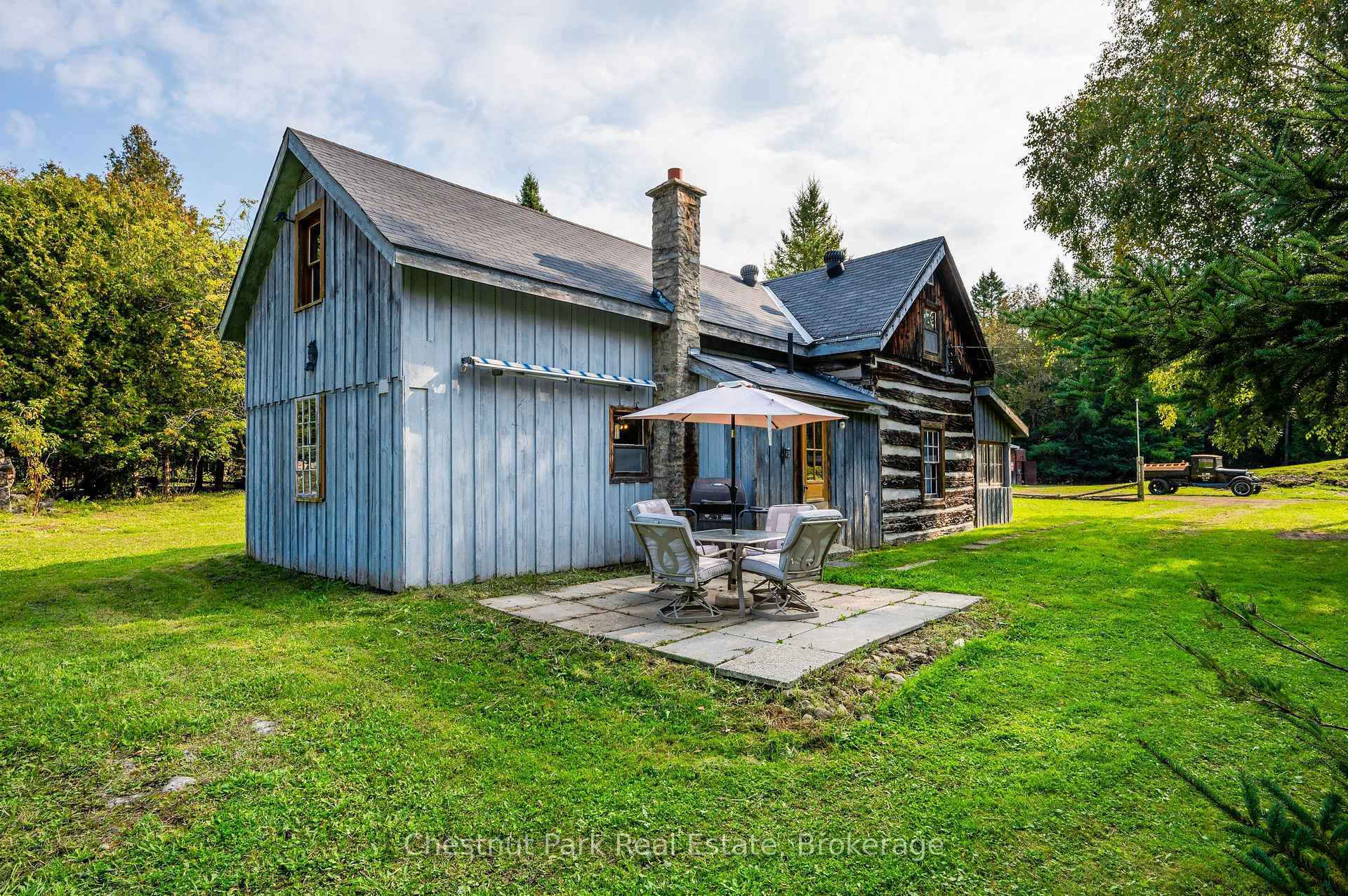 Property Photo: 443 Centre Diagonal Road ON N0H 2T0