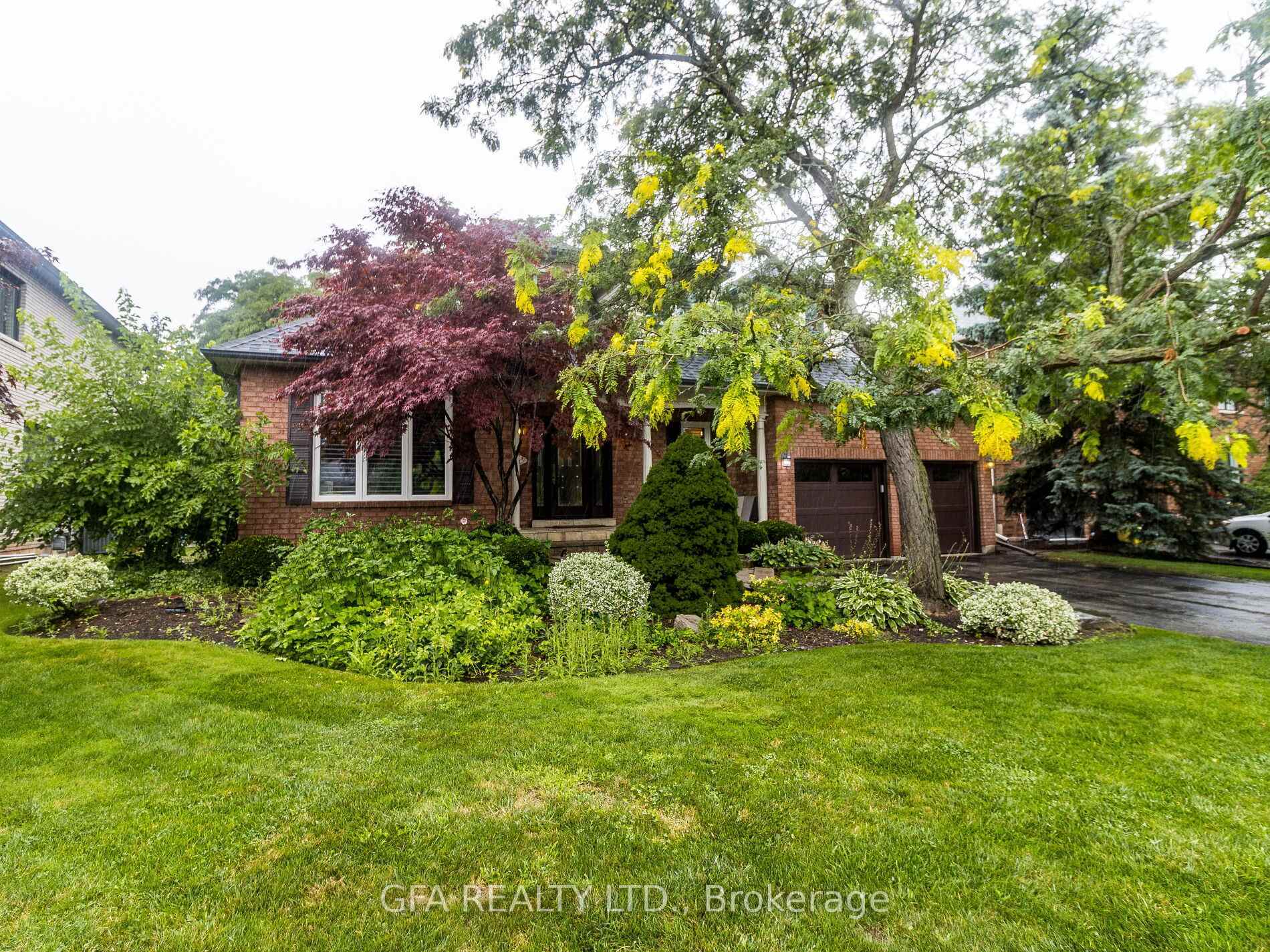 Property Photo: 1027 Masters Green ON L6M 2N7