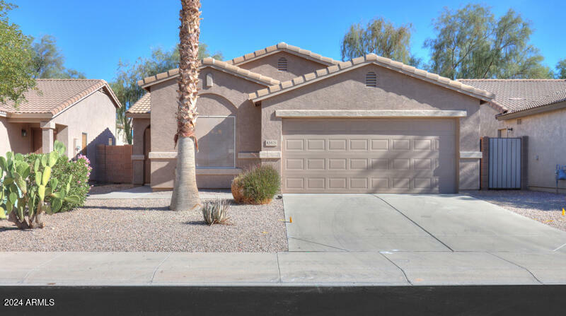 Property Photo: 43409 W Sagebrush Trail AZ 85138