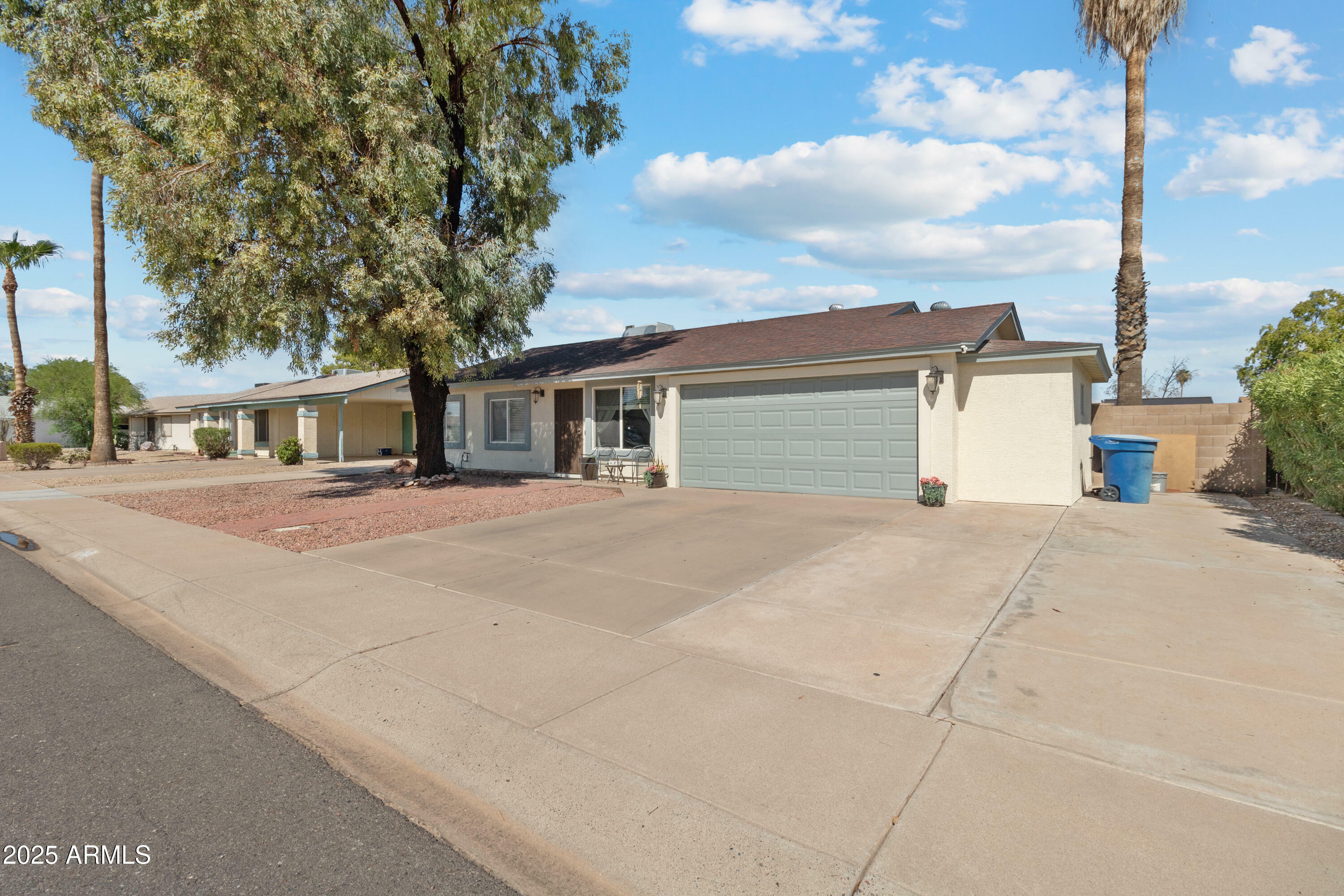 Property Photo:  419 N Valencia Drive  AZ 85226 