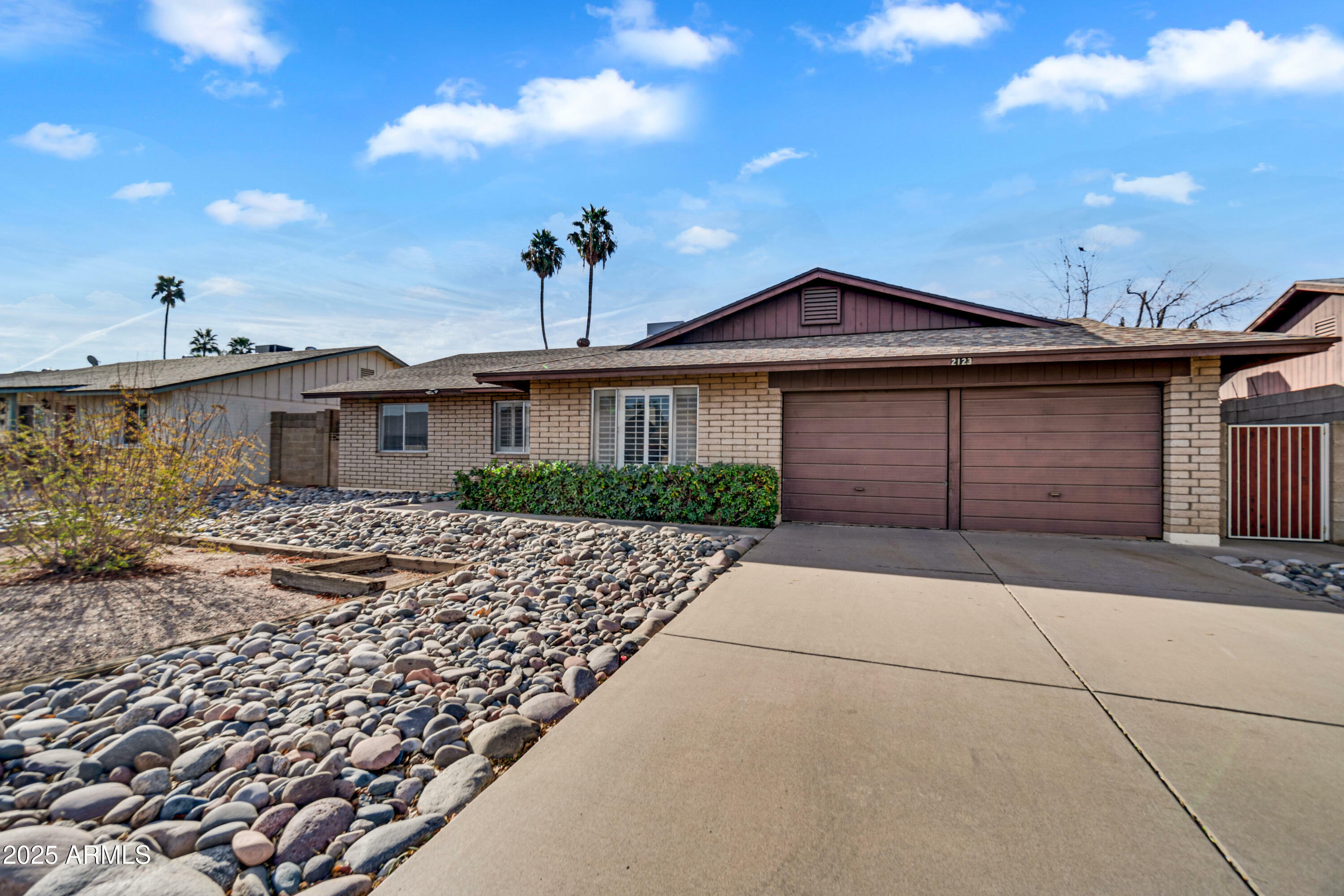 Property Photo:  2123 E Radcliffe Drive  AZ 85283 