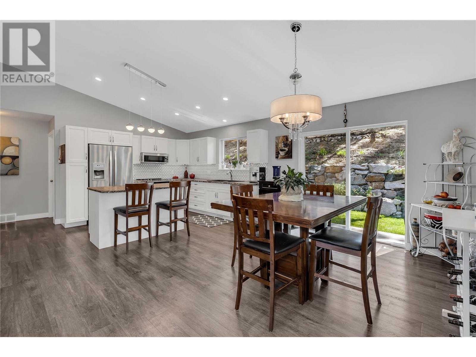 7075 Dunwaters Road  Kelowna BC V1Z 3W6 photo