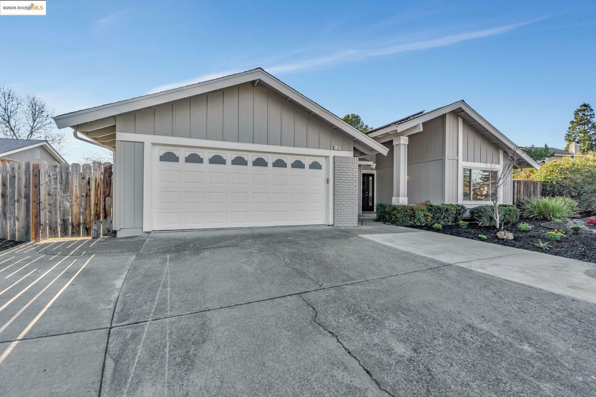 Property Photo:  1447 Parkhaven Dr  CA 94523 