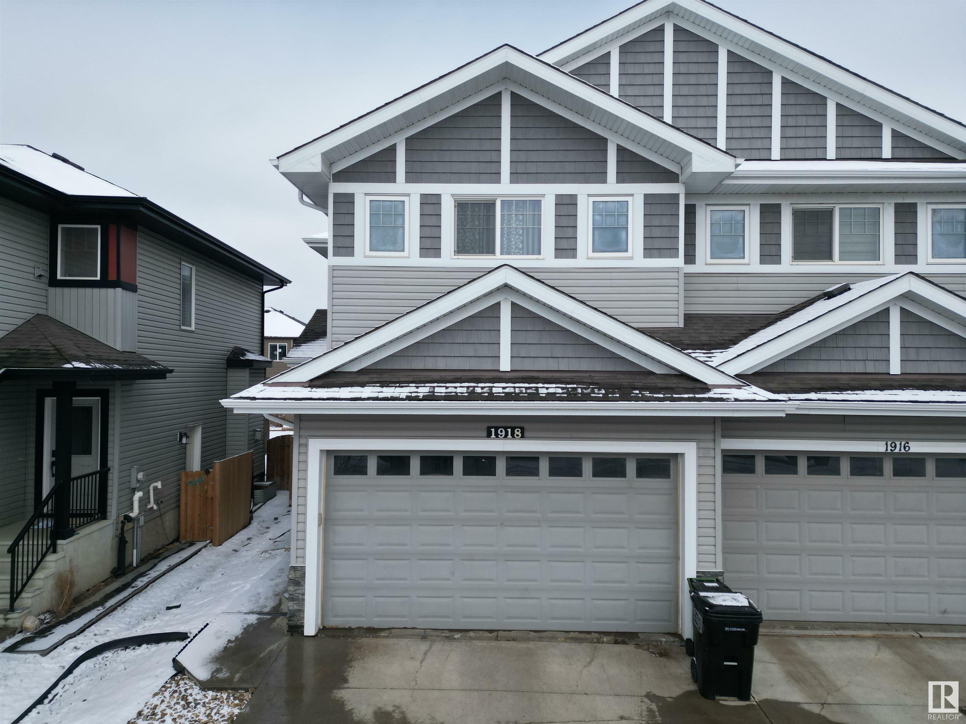 1918 15 Avenue NW  Edmonton AB T6T 2B6 photo