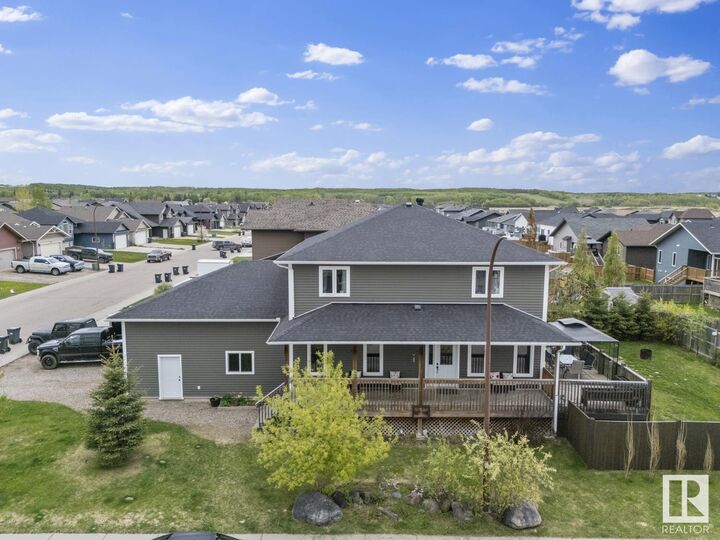 Property Photo: 4929 58 Avenue AB T9M 0E7